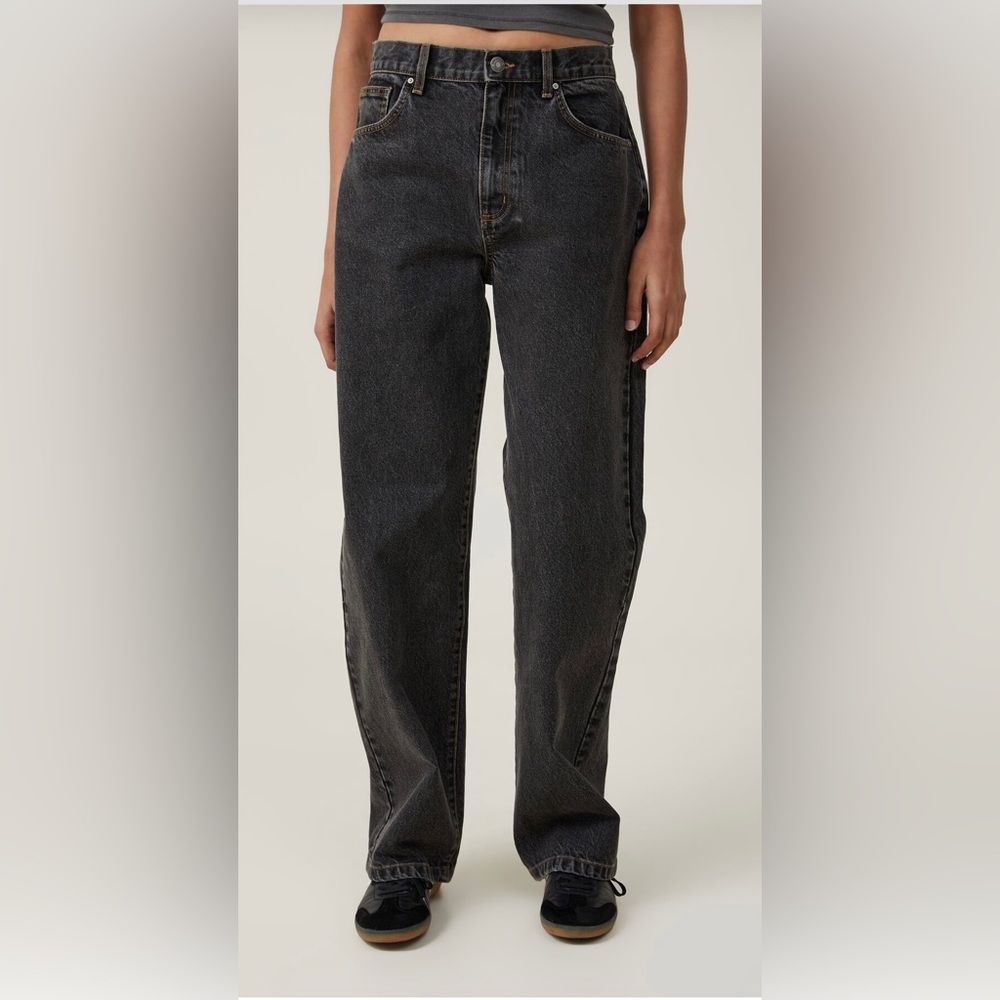 Loos straight jeans